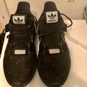 Mens Adidas Prophere sneaker